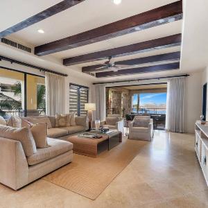 Hacienda Beach Club 5-Star Beachfront Sleeps 8