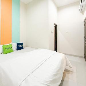 Collection O near Stadion Maguwoharjo formerly Simple Living