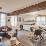 Elegant Paris Hub by Stusioprestige Paris