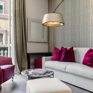 FOUR Suites Pantheon