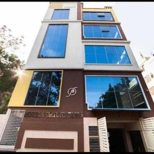 Hotel O Three Lamps Junction Vizianagaram