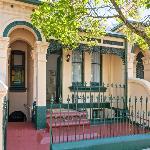 Station House - Victorian Charm amid Newtown Energy