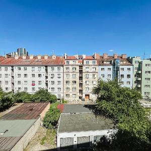 Prague Days - Studio near Vyšehrad with Smart TV and 250Mbs WiFi in Nusle