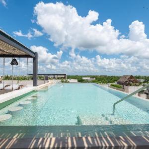 Modern Retreat with Private Garden and Jacuzzi