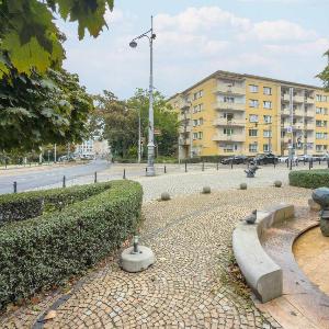 Azure Apartment Teatralna with Air Conditioning in Wrocław by Noclegi Renters