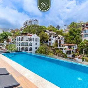 Amazing 2BR Condo in Romantic Zone - Rooftop Pool