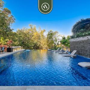 2BR Condo in Concha Chinas - Breathtaking Views