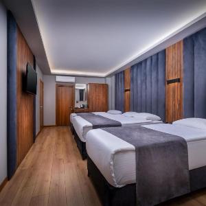 Hotel And free shuttle