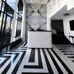 Chic Hotel