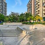 Stylish 1BR with Work Desk Pool and Gym Dubai