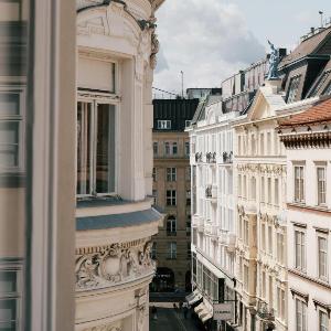 LOVIS Suites Vienna