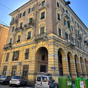 The Italian Job - The apartment