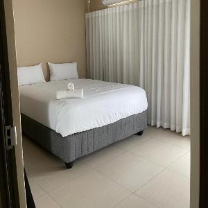 The Oryx Luxury Apartment