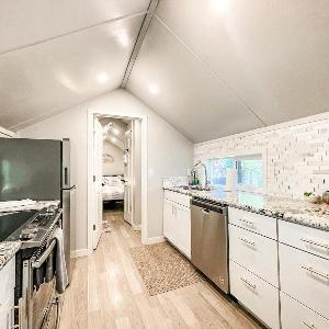 416 E Bijou