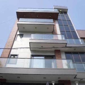 Staybia Hotel Noida Sector 27 & Service Apartment