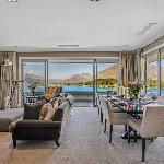 Lakes Edge Villa Queenstown