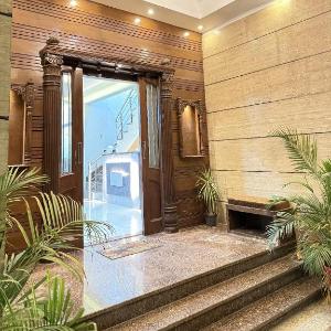 Shree Barsana Hotel