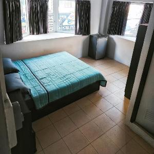 TM Room For Rent