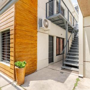 Departamentos Brown -WiFi 100 MB - Cochera - Parrilla - Aire - TV Cable