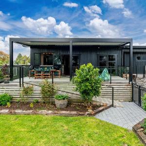 Scannell Grove - Lake Taupo Holiday Home
