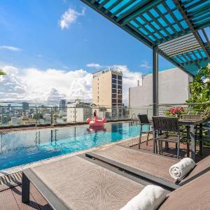Happy House Hotel & Apartment