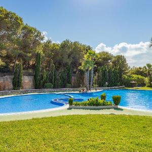 Lovely Apartment In Santa Pola With Swimming Pool