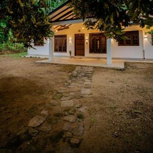 Sethuwaththa Villa