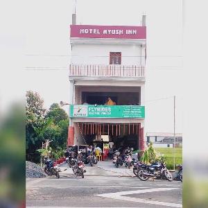 SPOT ON by OYO Hotel Ayush Inn