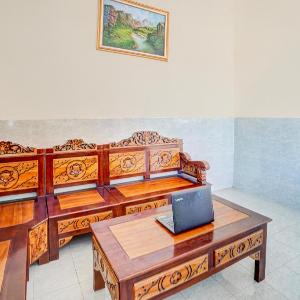 Hotel O Surabaya near Universitas Airlangga formerly Kertajaya Residence Surabaya