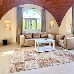 Royal Home Dome Style - Top Floor Apartment