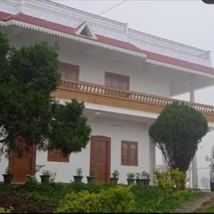 Shola Valley View Resort