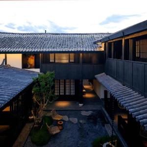 Lijiang Old Town Bamboo Pavilion Free Coffee Free Airport or High Speed Rail Pick-Up for 3-Nights
