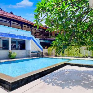 Townhouse Oak @lebak Bene Near Kuta Beach