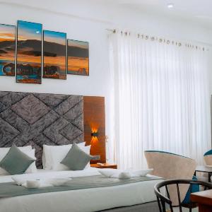 Kings Town Hotel