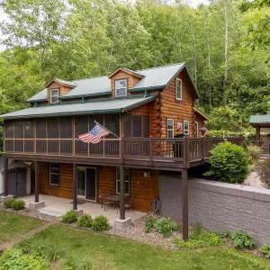 The Cozy Family Cabin in Wabasha near Downtown