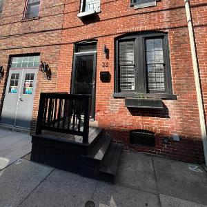 THE CONESTOGA HOUSE - THEATER & BUSINESS DISTRICT