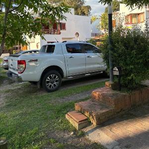 del Besugo Dúplex Céntrico en Pinamar parrila patio cochera 2 ambientes