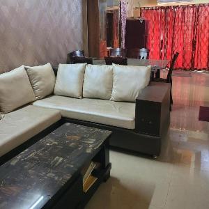 Modern 2 bedroom apartment in Tollygunge
