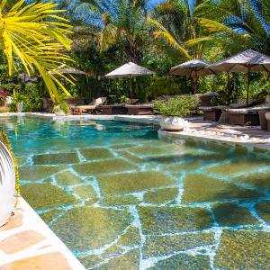 Manaya Luxury Diani Beach Serviced 2Bedroom with Pool & Parking
