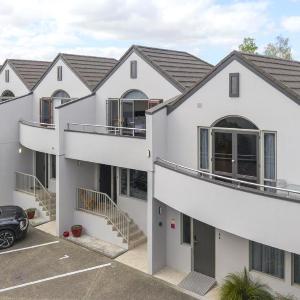 Tui Apartment - modern apartment near the lake