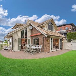 Campbell Road House Greenlane