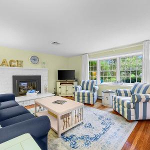 Family-Friendly Harwich Retreat Near Beaches