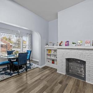 3117 Greenwood Ave