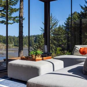 Crown Point Hideaway