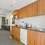 Contemporary 1-Bed First Floor Unit with Pool Sydney