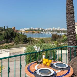 Townhouse 12 with amazing sea views