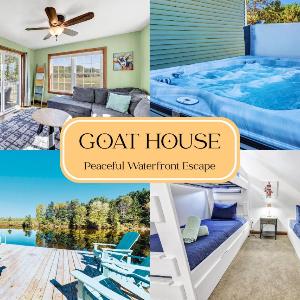 The Goat House Waterfront Hottub Stargazing