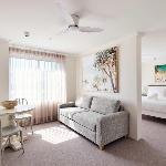 King Bed with Sofa Bed Studio at Manly - 3min walk to Corso & Manly Beach Sydney