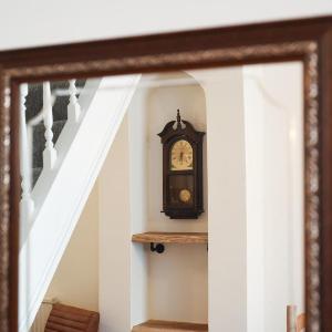 Clives Abode - Centrally Located 2BR Family Home