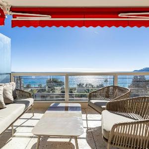 Spacious apartment a c 2BR 4P Cannes